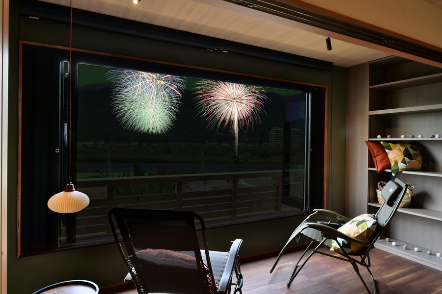 【8/7】千曲川納涼煙火大会！！個室で豪華プレミアムディナー＆お部屋で飲み放題♪